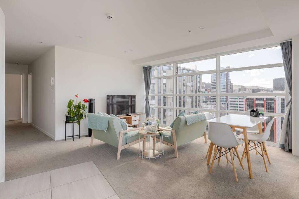 Harbor View Two Bedroom Apartment At Pinnacle Уелингтън Екстериор снимка